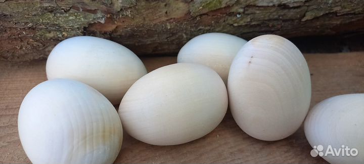 Деревянное яйцо для декорирования