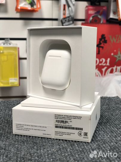 Apple AirPods (2-го поколения)