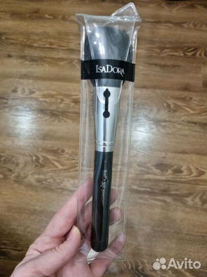 Кисть для пудры isadora новая