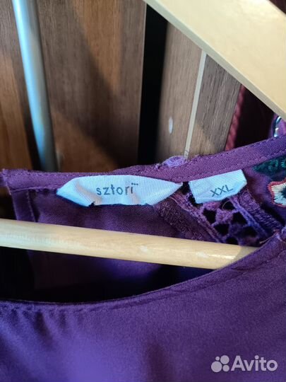 Блузка/футболка с вышивкой sztori