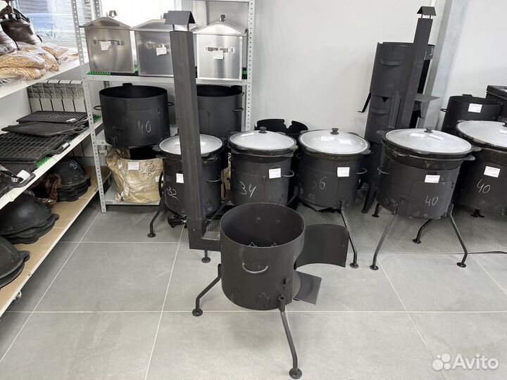 Печь (очаг) с трубой для казана 8-10 литров