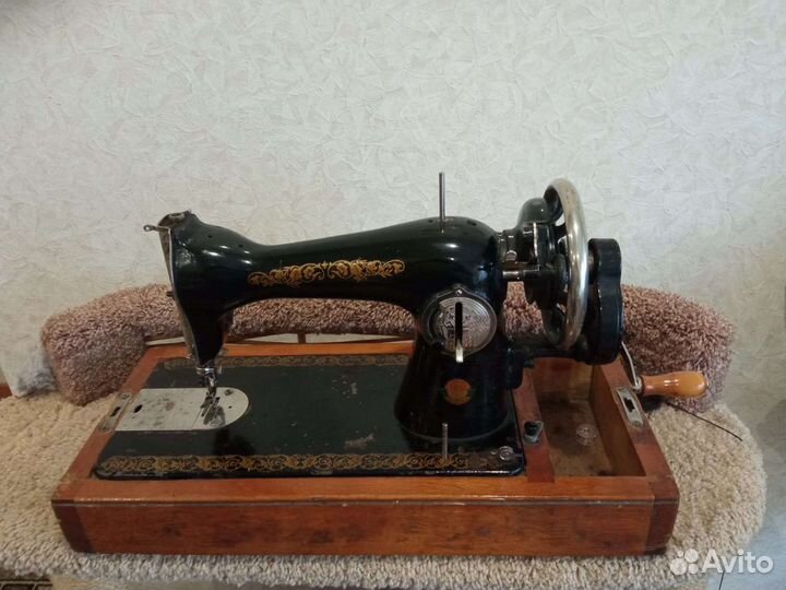 Швейная машинка