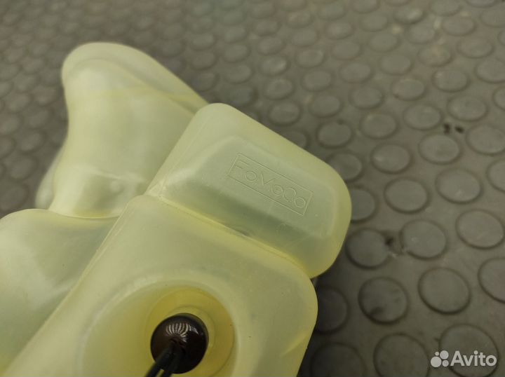 Бачок расширительный Volvo Xc70 BZ B6324S 3.2 2009