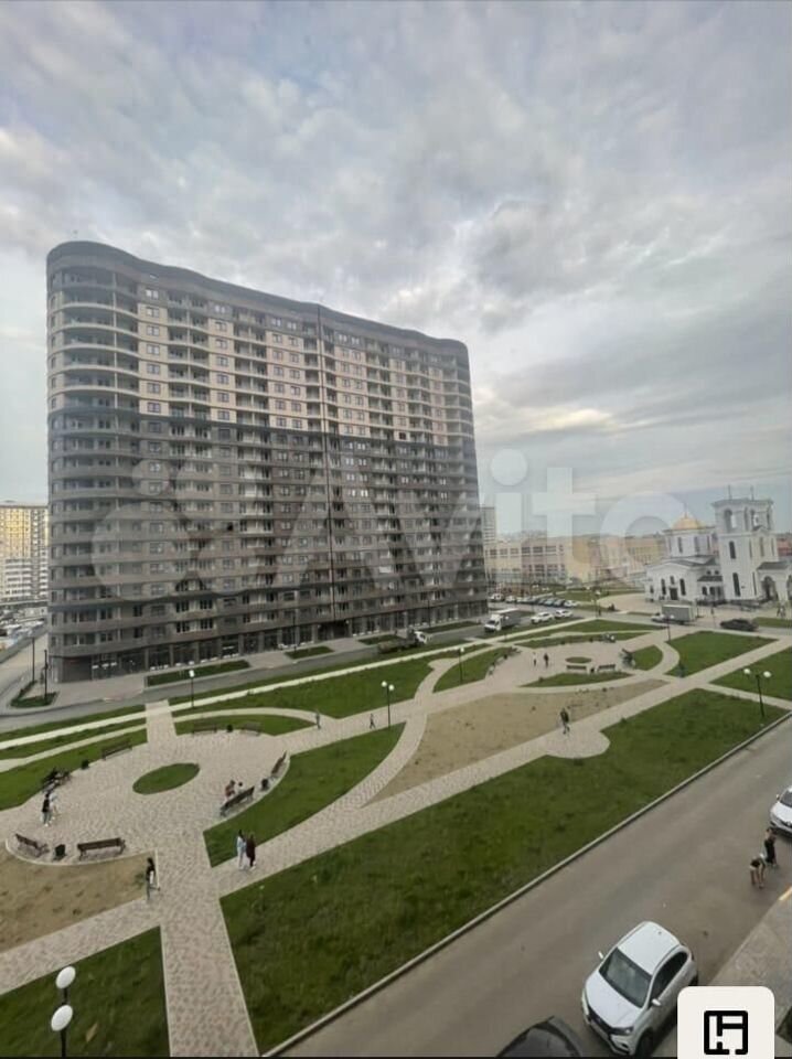 2-к. квартира, 70 м², 5/19 эт.