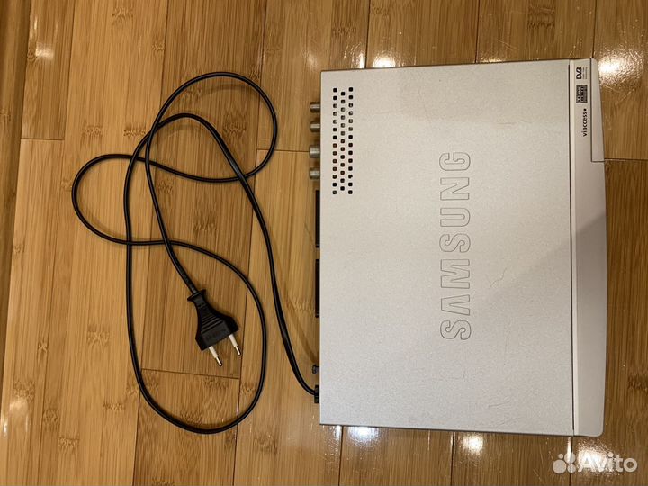 Спутниковый ресивер Samsung DSB-S300V для НТВ Плюс