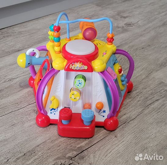 Развивающие игрушки/ детский игровой центр