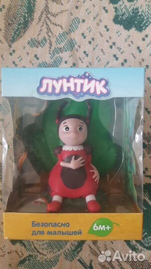 Погремушка и Фигурки из мультфильма Лунтик