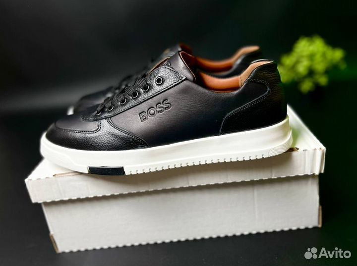 Кроссовки Boss спортивные