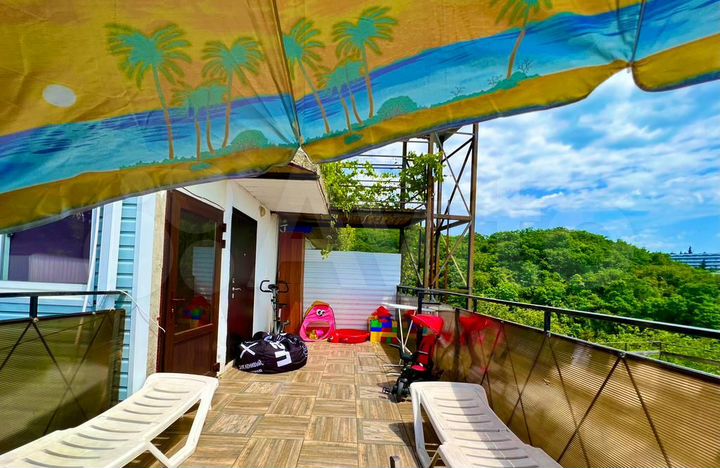 Комната 30 м², 1/4 эт.