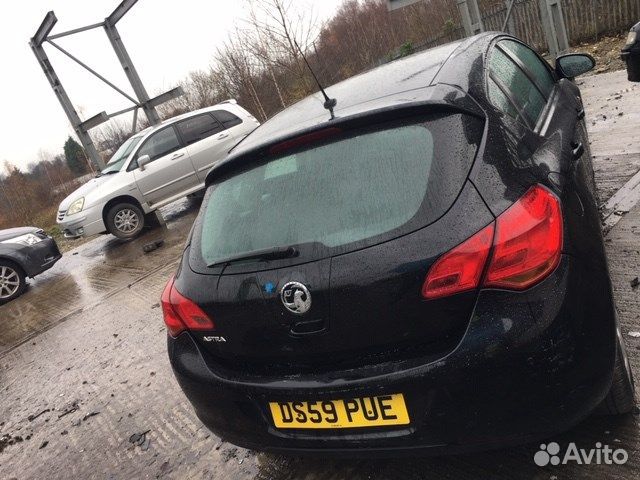 Разбор на запчасти Opel Astra J