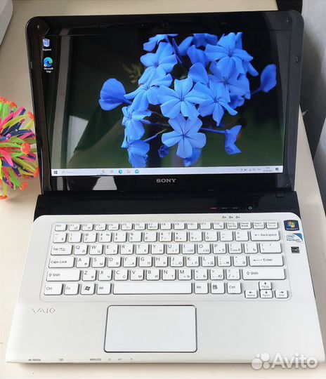Ноутбук Sony/ssd/как новый