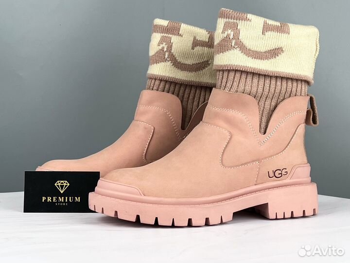 Ботинки женские UGG Martin Knit Pink