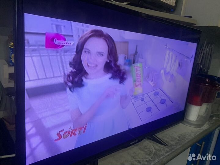 Телевизор Fusion 32 дюйма