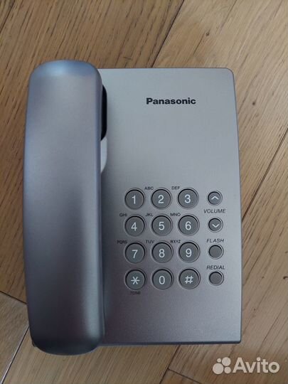 Стационарный телефон panasonic новый KX-TS2350RU