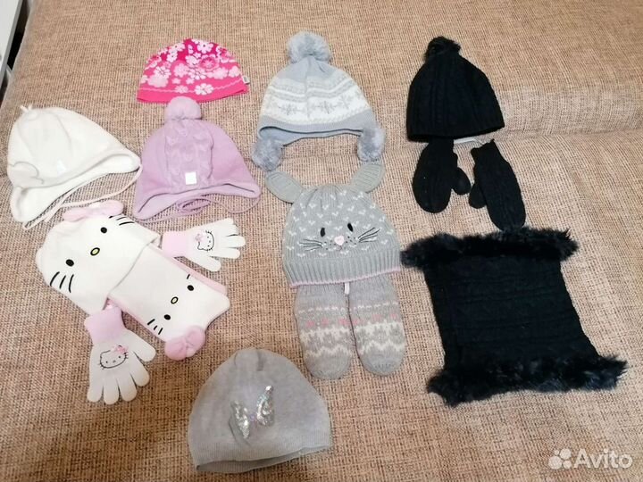 Большой ассортимент, на выбор шапочки. Сезон : зим