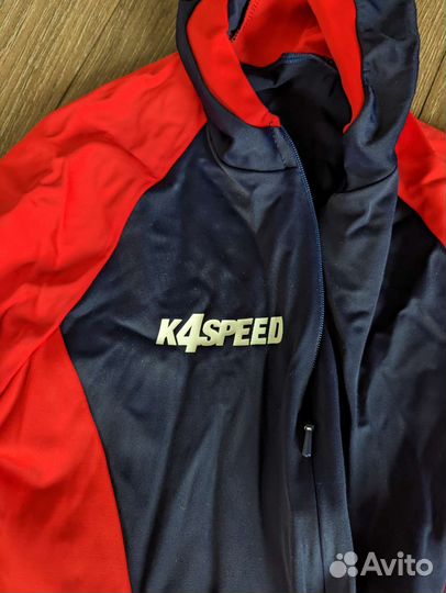 Конькобежный комбинезон