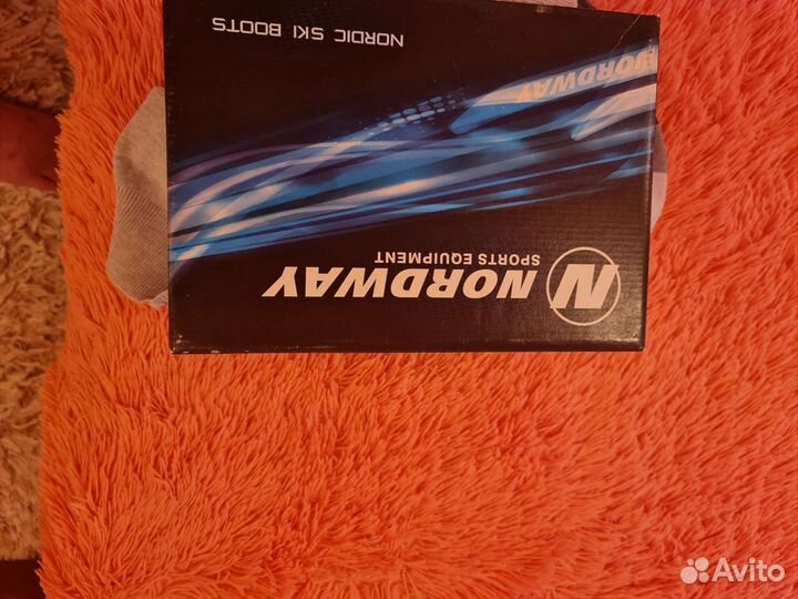 Лыжные ботинки 34 размер без торга