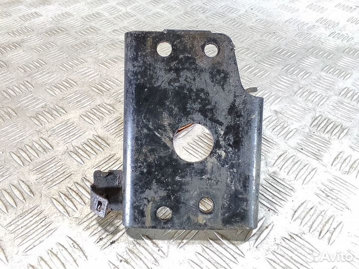 Кронштейн кпп Nissan Murano z50