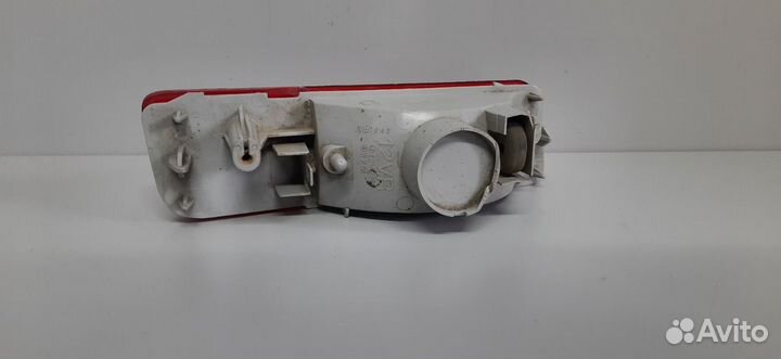 Фонарь задний в бампер правый Mitsubishi Outlander