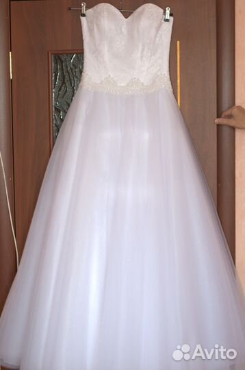 Платье свадебное с фатой