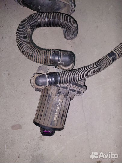 Насос воздушный для Skoda Octavia A5