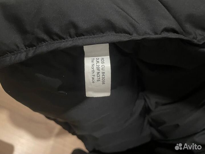 Продаю куртку TNF оригинальную