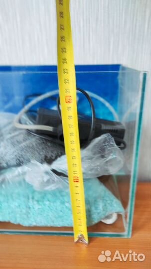 Аквариум со всеми принадлежностями