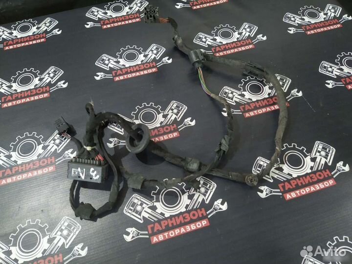 Проводка двери Volkswagen Golf IV