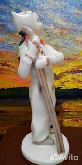 Фарфоровые статуэтки