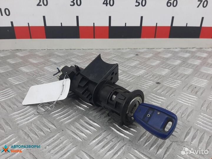 Замок зажигания Fiat Doblo 2004 46819068