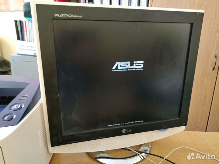 Монитор LG flatron М1710а