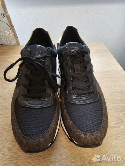 Michael kors кроссовки 37