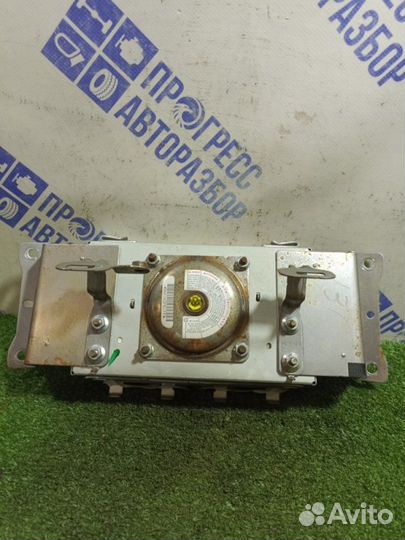 Подушка безопасности (airbag) правая Mazda 3 Bk