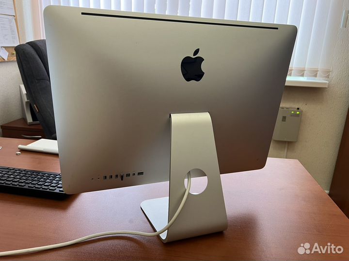 Моноблок iMac 21.5 2009