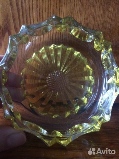 Пепельница (ретро)