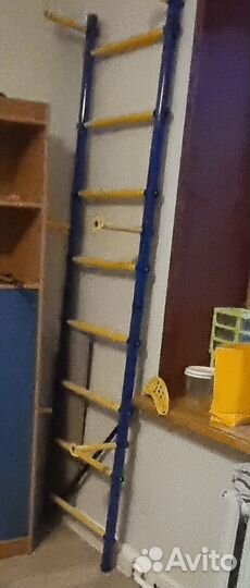 Шведская стенка с турником