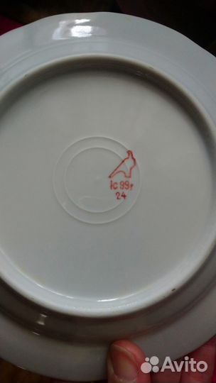 Тарелки плоские, большие 