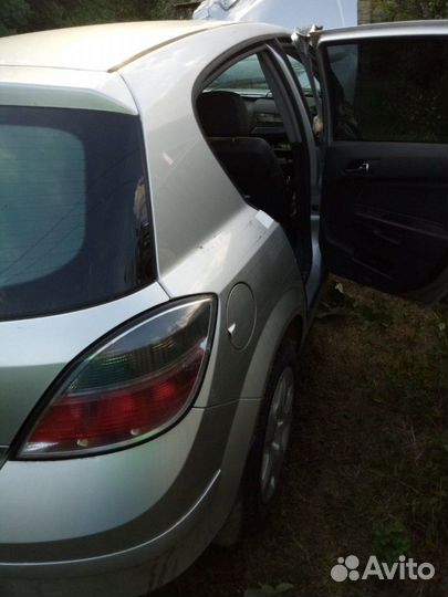 Крыло заднее Опель Астра H (Opel) разборка