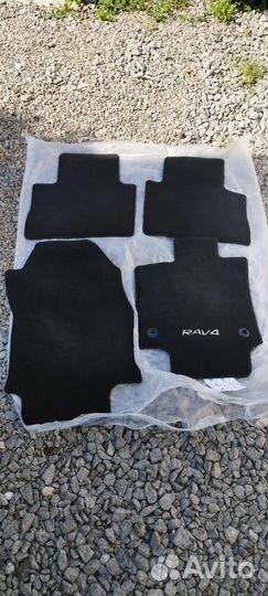 Автомобильные коврики Тойота Рав 4 2022 год