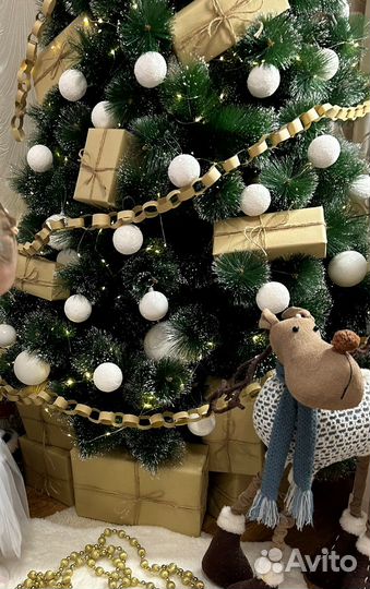 Ель искуственная заснеженная