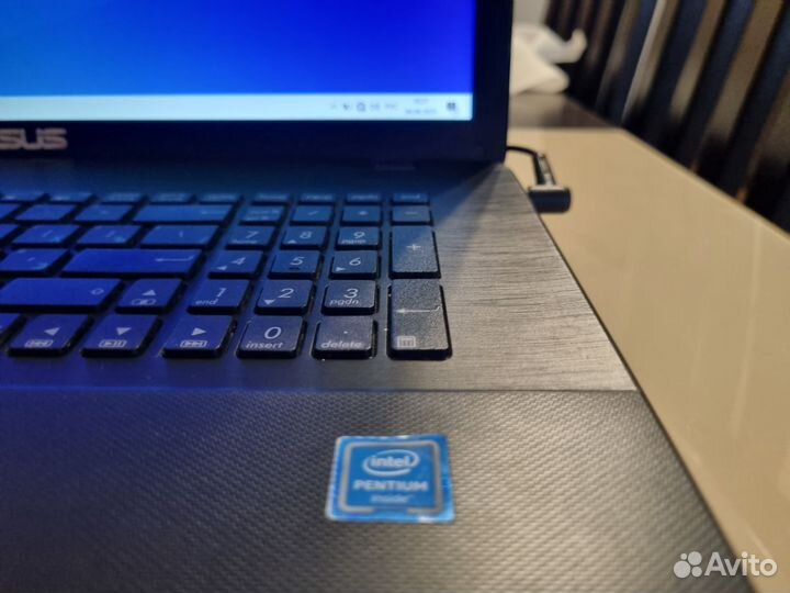 Ноутбук asus x751s