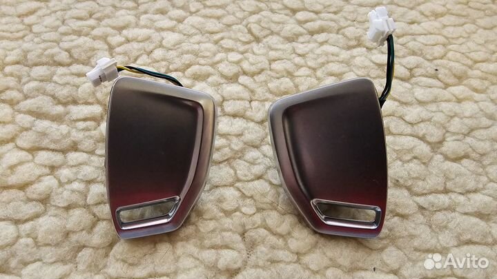 Оригинальный Audi - Комплект Лепестков