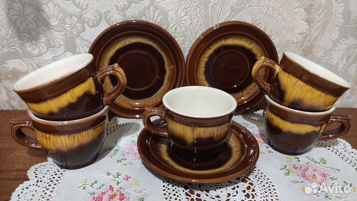 Посуда тарелки чашки зик