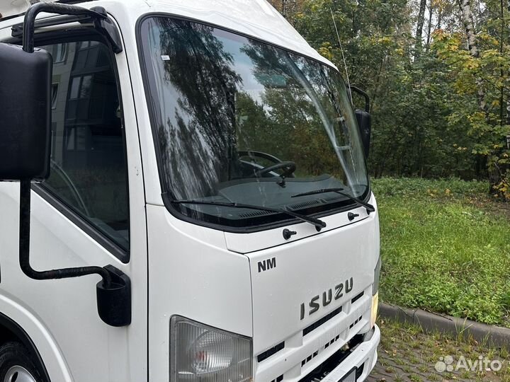 Isuzu ELF (N-series) рефрижератор, 2017