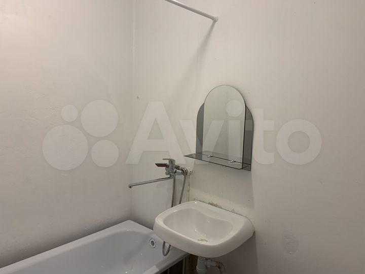 Квартира-студия, 27,7 м², 2/9 эт.