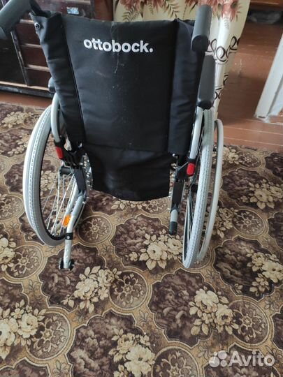Инвалидная коляска