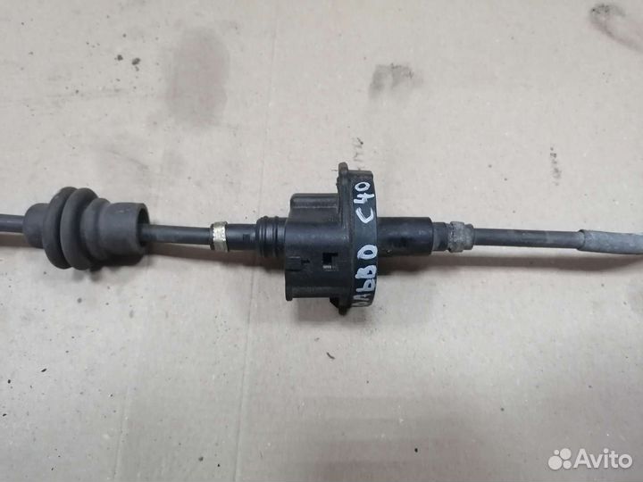 Трос газа Volvo s40