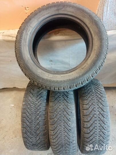 Goodyear UltraGrip 500 195/65 R15