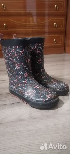 Резиновые сапоги