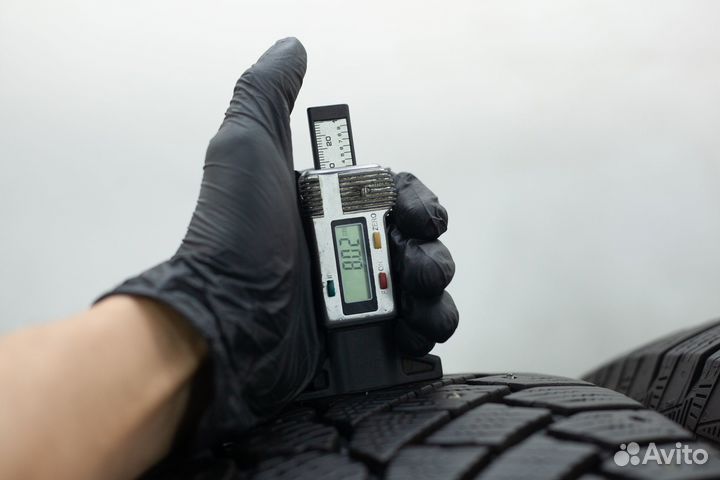 Gislaved Nord Frost 200 SUV 225/65 R17 106T